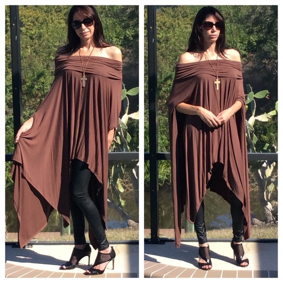 Tops - 📣 Liquidation 📣 Brown Asymmetrical Poncho