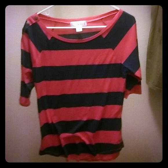 Pink and Dark Navy quarter sleeve shirt