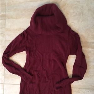 Maroon cowl neck maternity tunic