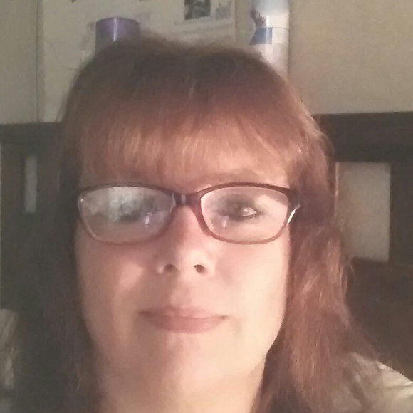 Meet your Posher, Michele - Picture 1 of 1