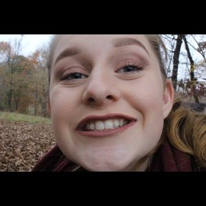 Meet your Posher, Cailey