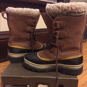 Sorel caribou boots