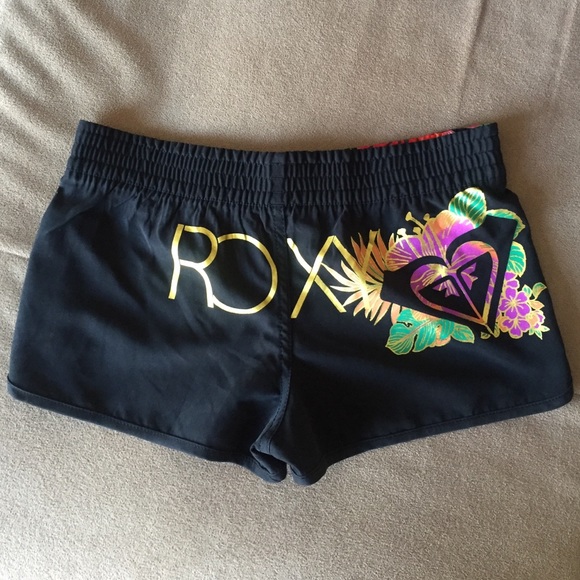BWOT - Roxy Shorts - Picture 2 of 4