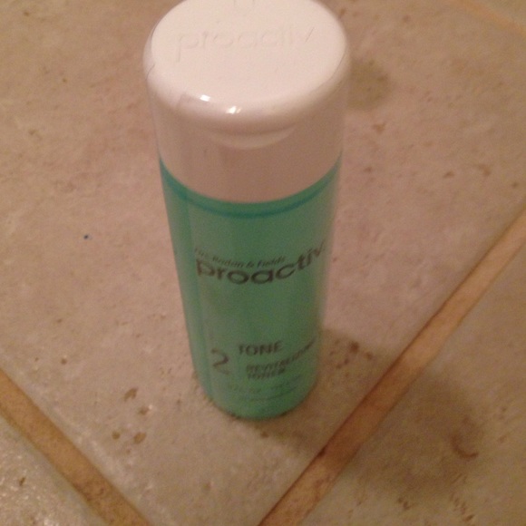 BRAND NEW Proactiv 3-Step System - Picture 3 of 4