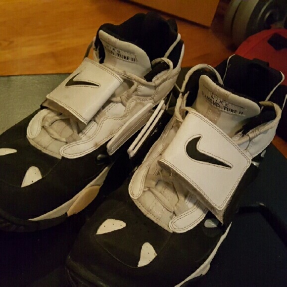 Nike Diamond Turfs