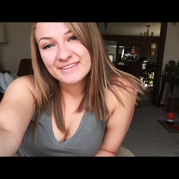 Meet your Posher, Adynah - Picture 1 of 1