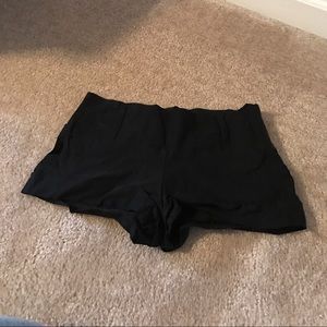 Black stretchy shorts!