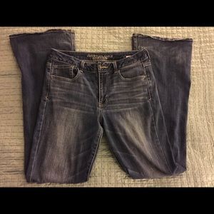 American Eagle jeans boho artist