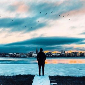 Meet your Posher, Sebastian