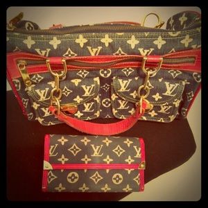 Beautiful bags with wallet