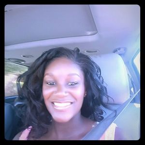 Meet your Posher, Dona