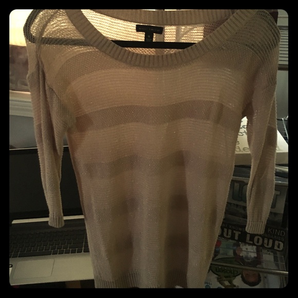 *%* willis smith sheer gold shimmery 3/4th top