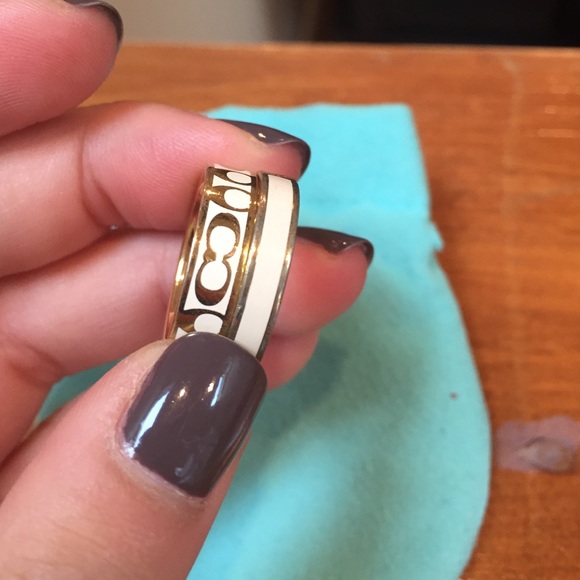 Coach Ring Set - Picture 2 of 4