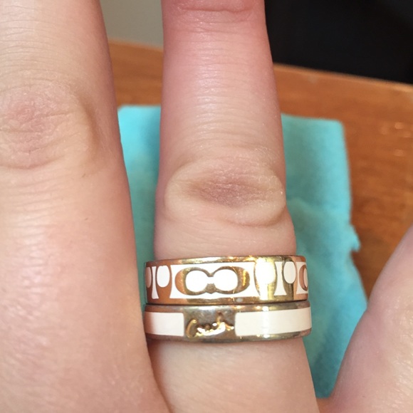 Coach Ring Set - Picture 3 of 4