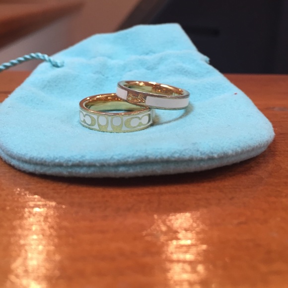 Coach Ring Set - Picture 4 of 4