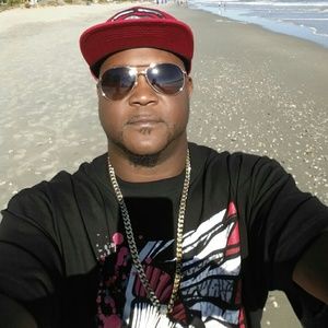 Meet your Posher, Leangelo