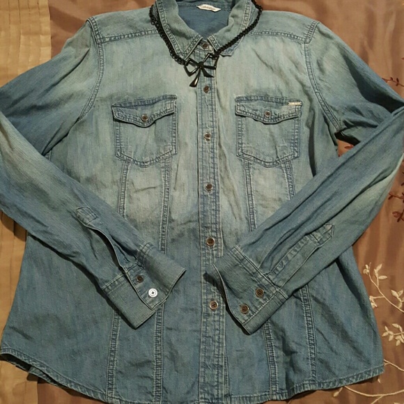 Calvin Klein Chambray Denim Shirt