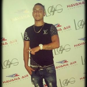 Meet your Posher, Christopher