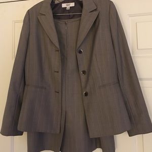 BEAUTIFUL Two Piece Gray Pin Striped Suit!