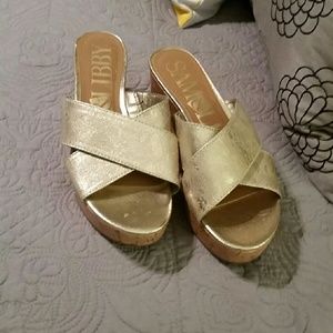 Sandal