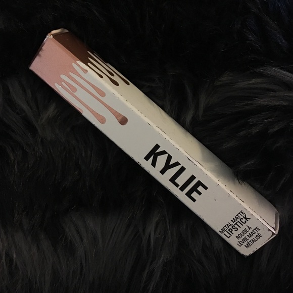 Kylie Cosmetics liquid metal lipstick in "heir"