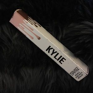 Kylie Cosmetics liquid metal lipstick in "heir"
