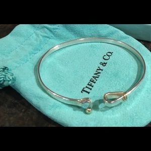 Tiffany & Co Hook &a Eye bangle
