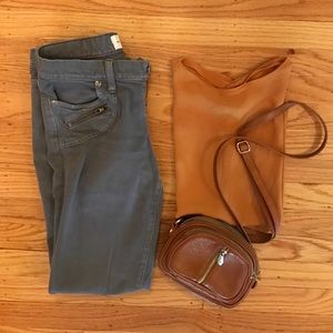 ❌sold❌ Grey 99% cotton jeans zipper detailing - 26