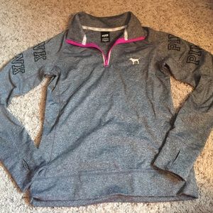 VS half zip jacket