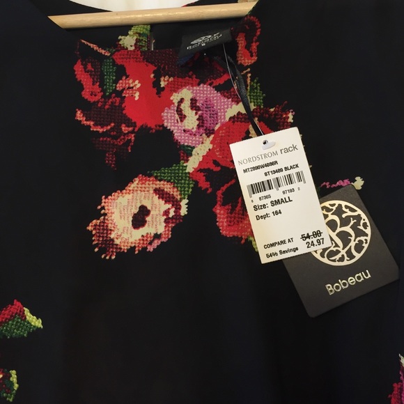 Bobeau blouse. Never worn - Picture 2 of 3