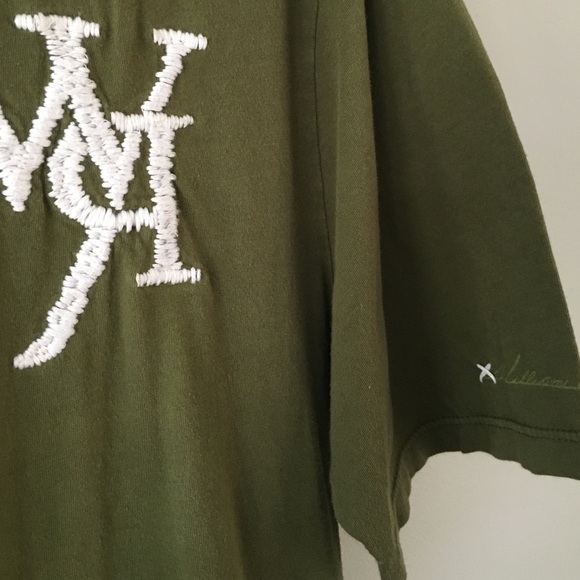 William Rast tshirt - Picture 3 of 4