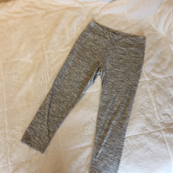 Cropped Grey High Waisted Leggings