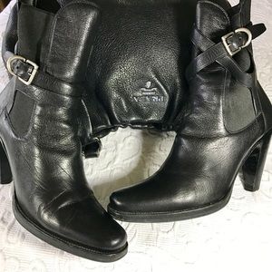 🎉Host Pick🎉Prada Black Crisscross Strap Booties