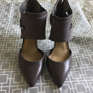 Stunning Gianni Bini heels