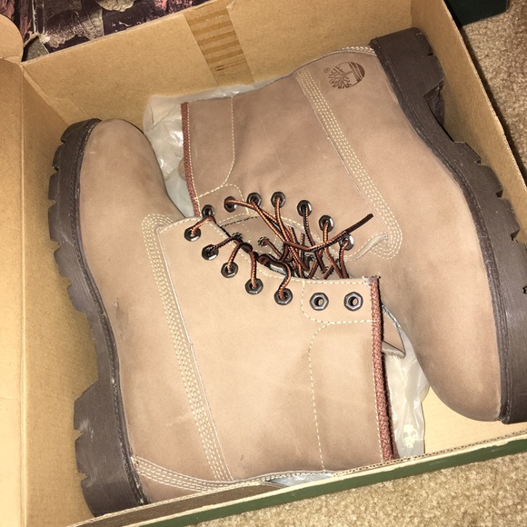 Brand New Men Timberlands main image 2
