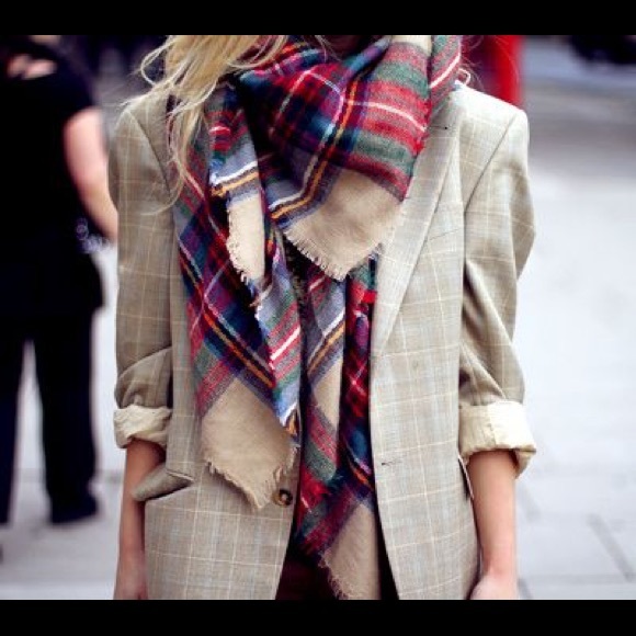 Plaid scarf