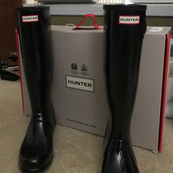 Tall black HUNTER rain boots