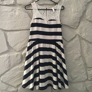 Black and cream stripe dress with lace detail S