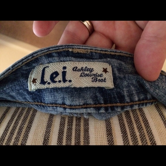 Straight leg jeans - Picture 3 of 4