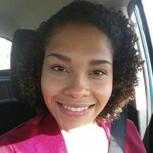 Meet your Posher, Jeanellys