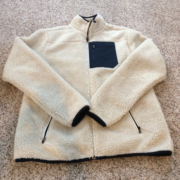 Like New Old Navy white fur zip jacket