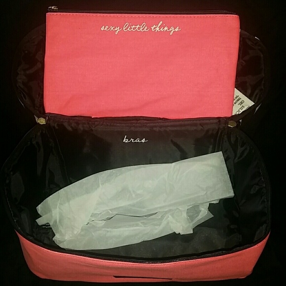 NEW! Victoria's Secret Garment Bag - Picture 4 of 4
