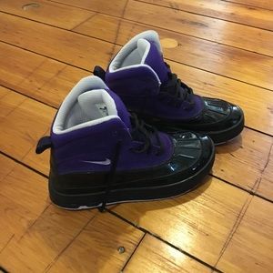 Nike acg winter boots