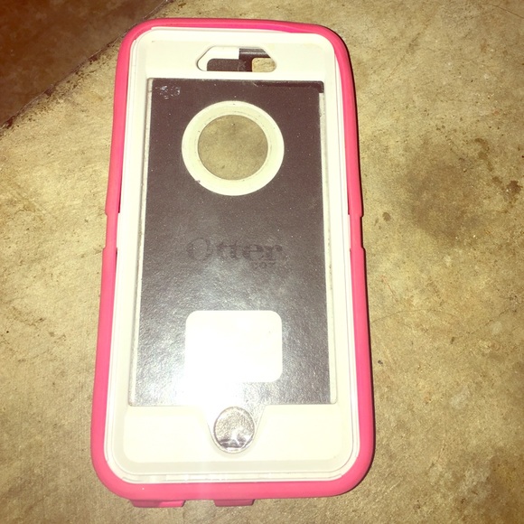 Pink and white otter box! IPHONE 6