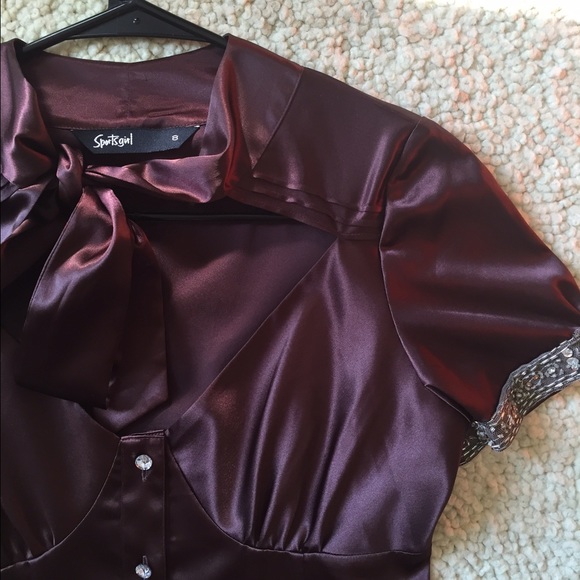 $2 SALE Unique jeweled blouse. Deep plum brown.