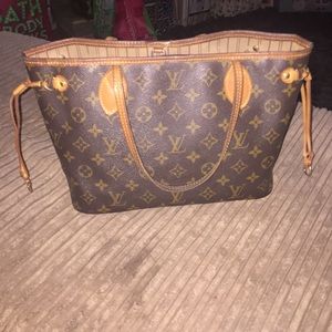 Louis Vuitton purse