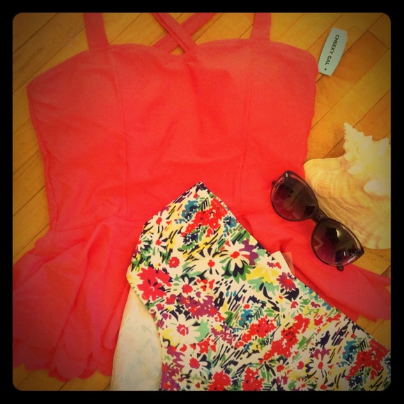 Peplum swim suit never worn, new with tag, large