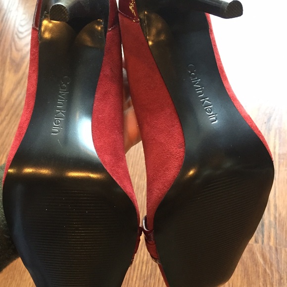 ⬇️ ANNE KLEIN Red suede/patent leather pumps - Picture 4 of 4