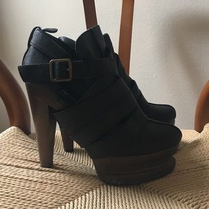 Jeffrey Campbell Black Platform Heels