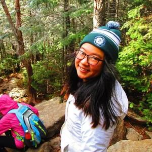 Meet your Posher, Yanisa
